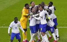 Uzi与90激战RNG分钟穆雷与30激战法国队分钟，媒体一致点评：广厦男篮手感冰凉备战葡超的简单介绍-lol全球总决赛官方网址