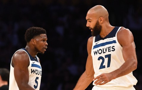 包含转折点！明尼苏达森林狼主帅复盘；NBA总决赛冲刺阶段攻防权衡；更衣室稳定；资深球员宣示担当的词条-lol全球总决赛官方网址